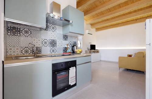 Terrasini Apartment | Holiday Home 'Villa Degli Svevi' with Sea View, Wi-Fi and Air Conditioning
