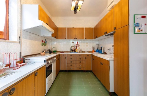 Salemi House | Holiday Home 'Villa Sofia' with Private Garden and Balcony