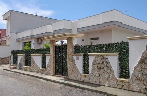 Leverano House | Holiday house "grandfather flower"
