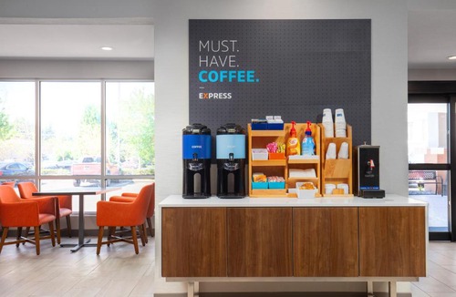Canyon Park Hotel | Holiday Inn Express Bothell by IHG