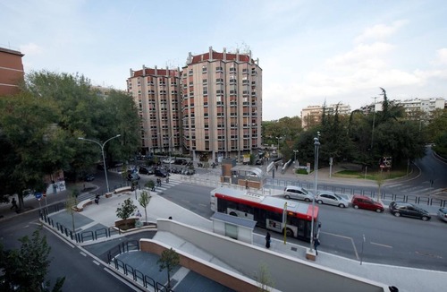 Quartiere XVII Trieste Apartment | Holiday Rental Acasadienza Rome