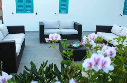 Capitolo House | Homerez - 30 m away from the beach! House for 7 ppl. with garden at Monopoli