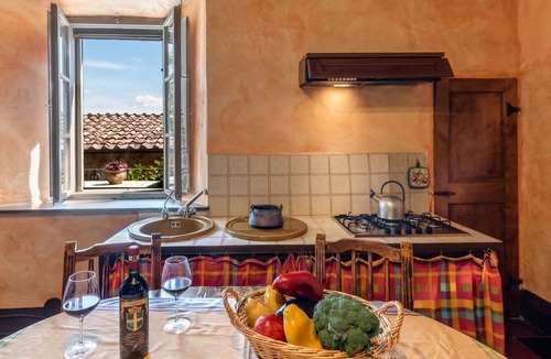 Palazzina Apartment | Homerez - Apartment in Murlo