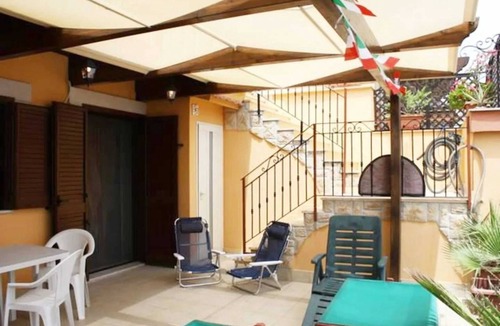 Santa Maria Apartment | Homerez - Central Apt. Barletta