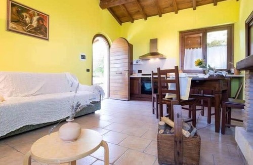 Montecchio Apartment | Horizon holiday home