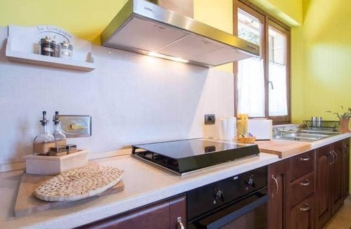 Montecchio Apartment | Horizon holiday home