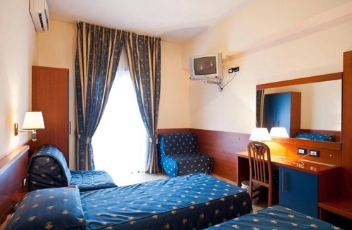 Zona LVII Labaro Hotel | Hotel 4 Pini