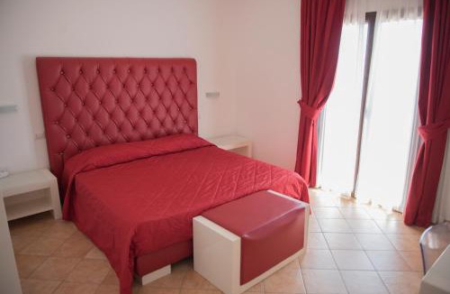 San Giovanni a Piro Hotel | Hotel Caluna Charme