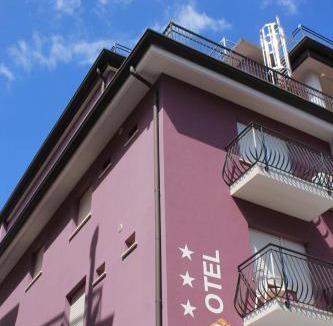 Old Town Apartment | Hotel Capinera