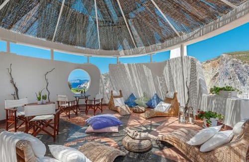 Ponza Hotel | Hotel Chiaia Di Luna