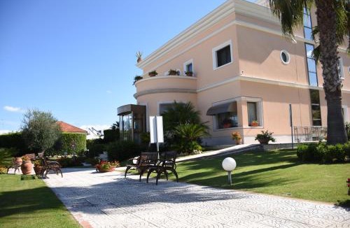 Canosa di Puglia Hotel | Hotel d'Altavilla