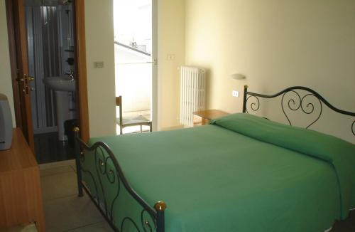 Sammichele di Bari Hotel | Hotel Esperia