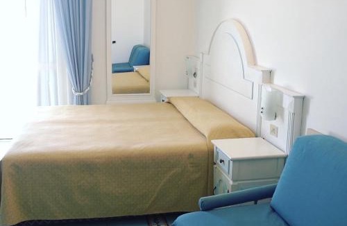 Ventotene Hotel | Hotel Isolabella