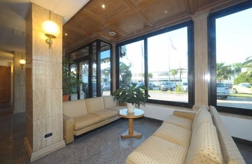 Pomezia Hotel | Hotel L'Aquila