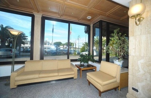 Pomezia Hotel | Hotel L'Aquila