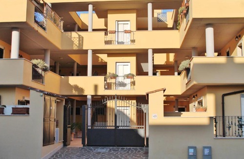 Isola Sacra Hotel | Hotel La Maison Jolie