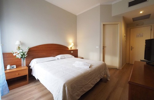 Nomentano Hotel | Hotel Laura