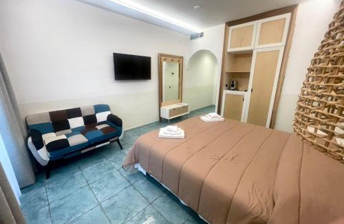 Ventotene Hotel | Hotel Lo Smeraldo - Oasi degli Olivi