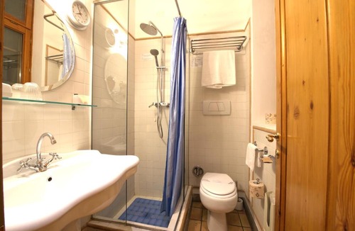 Rione VII Regola Hotel | Hotel Locanda Cairoli