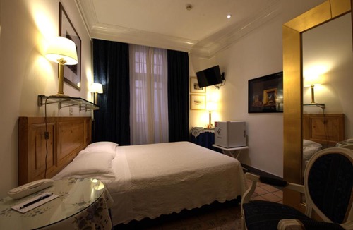 Rione VII Regola Hotel | Hotel Locanda Cairoli