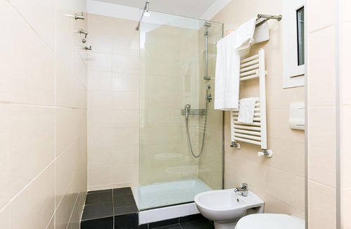 Zona XVIII Capannelle Apartment | Hotel Residenza Gra 21