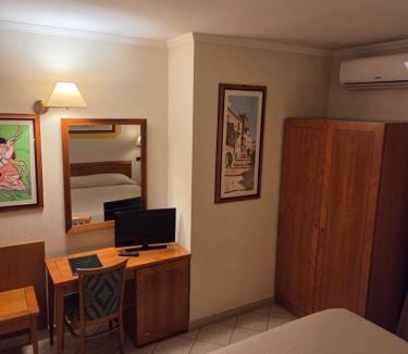 Margherita di Savoia Hotel | Hotel Ristorante Rinelli
