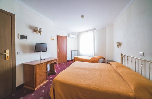 Nomentano Hotel | Hotel San Giusto