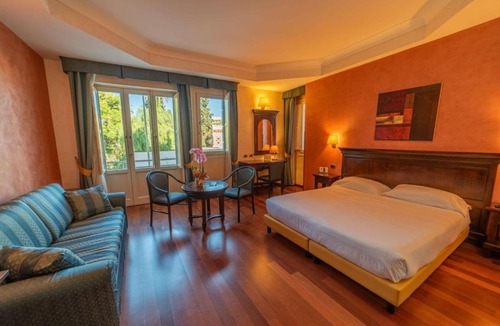 Syracuse Hotel | Hotel Teocrito