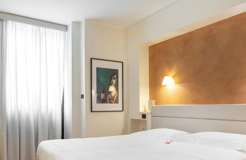 Brindisi Histotic Center Hotel | Hotiday Brindisi Garibaldi