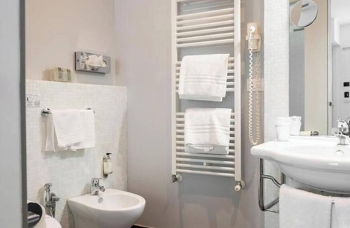 Brindisi Histotic Center Hotel | Hotiday Brindisi Vittoria