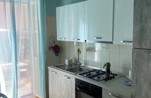 Minturno House | House with separate entrance and garden