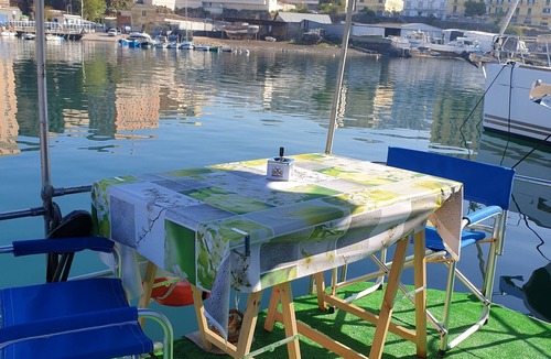 Torre del Greco Boat Rental | Houseboat Experience - 0 km from the sea