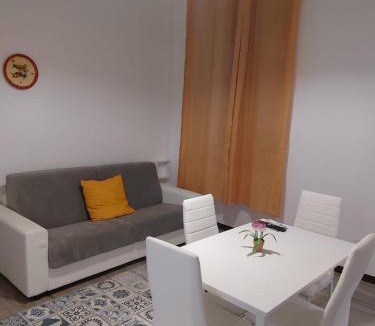 Corso dei Mille - Sant'Erasmo Apartment | HouseStation Suite