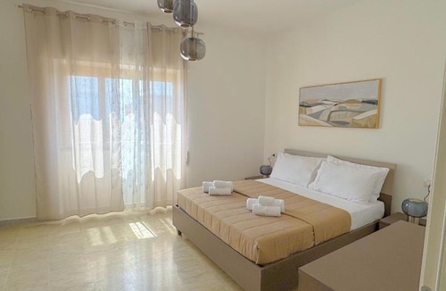 Nettuno Apartment | IDOLO MORESCO Apartments - spacious & charming holiday homes in NETTUNO center, just a few meters from the sea, beaches and train station, with hourly connections to Rome