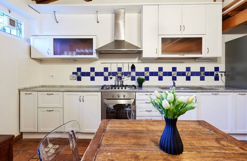 Rione IV Campo Marzio Apartment | iFlat | Shabby Chic Apartament