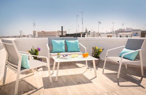 Polignano a Mare House | Il Balconcino nel Vicolo Short Lets