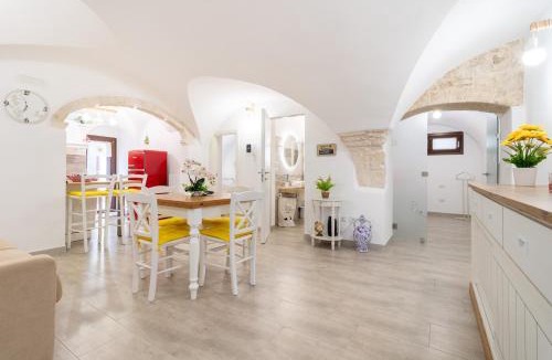 Old Town Cisternino Apartment | Il Giardino - Cisternino