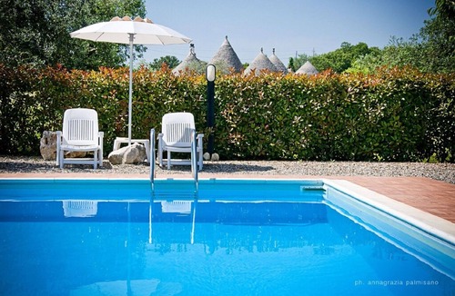Martina Franca House | Il Panoramico: trullo house from the 1800s with a view of the vineyard and the Valle d'Itria