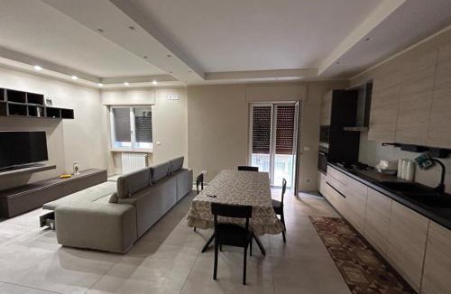 Manfredonia Apartment | Il Poeta Manfredonia - Suite con Balcone
