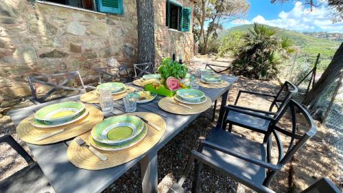 Castiglione della Pescaia Apartment | Il Poggetto piano terra, 4 camere, vista mozzafiato, a soli 200 m dal mare! by Alfareal