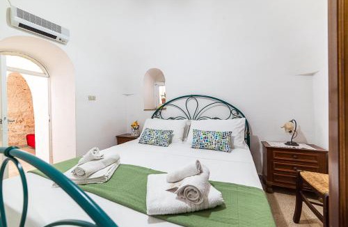 Montalbano House | Il Trulletto