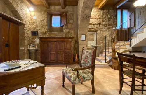 Civita di Bagnoregio Apartment | Il Vento e la Ginestra
