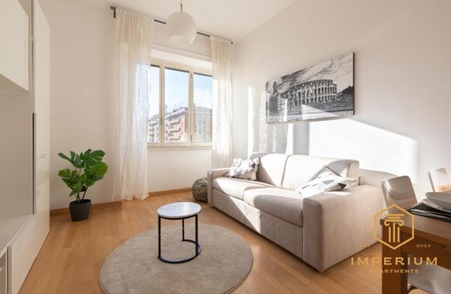 Universita Apartment | Imperium Deluxe Apt - 300mt to Metro B, 3 bedrooms, Panoramic view, A-C