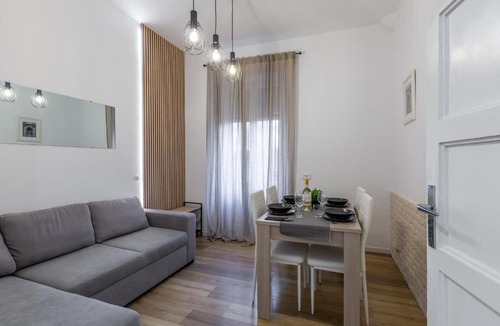 Nomentano Apartment | Imperium House - appartamento con giardino privato, 3 minuti da Metro Piazza Bologna, A-C,