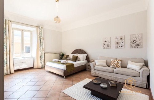 Sallustiano Apartment | Imperium Luxury Flat - 12Pax, 4 BDRM, 8 min Metro, City Center, A-C