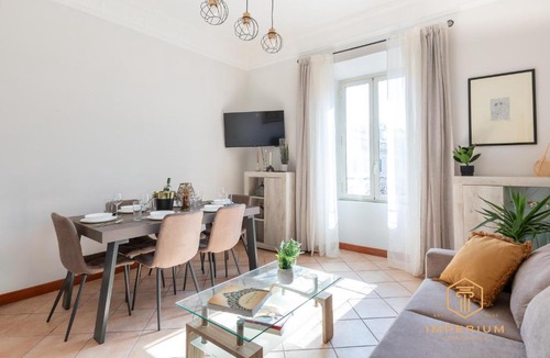 Sallustiano Apartment | Imperium Luxury Flat - 12Pax, 4 BDRM, 8 min Metro, City Center, A-C