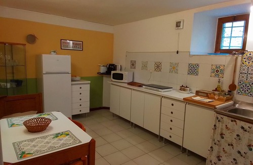 Vinci Villa | Independent apartment with private veranda3 placesVinci hills of Montalbano