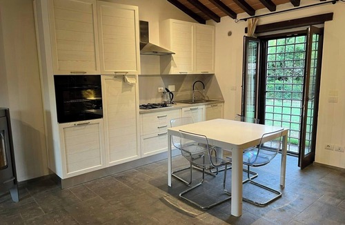 Arezzo House | Independent house in the Arezzo hills