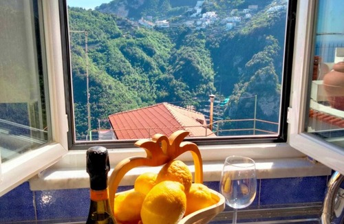 Pontone Apartment | Independent house with access to a panoramic lemon grove on the Amalfi Coast!