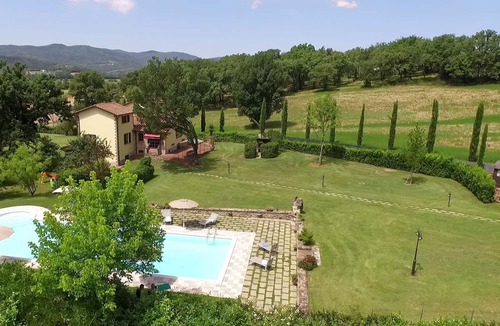 Santa Reparata Villa | Independent Pretty Tuscan Home 8/14 guest,Pool A.C WI.FI, Garden Family &friends